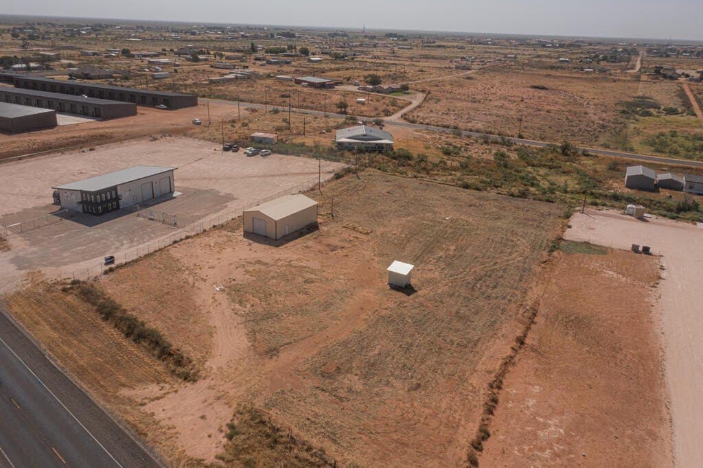 2 acres in Andrews County - photo 3