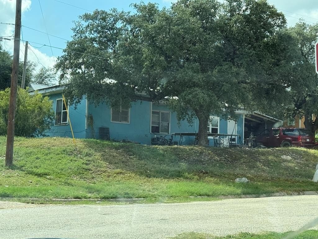 2,485 acres in Sutton County