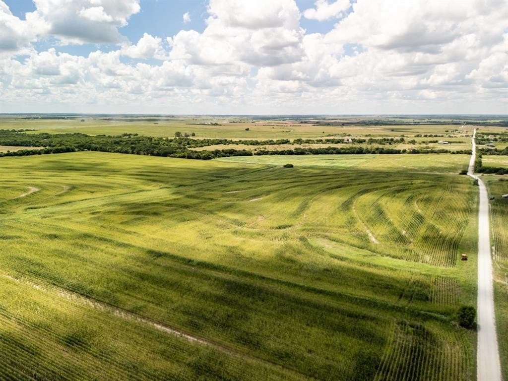 11 acres in Hill County featured view