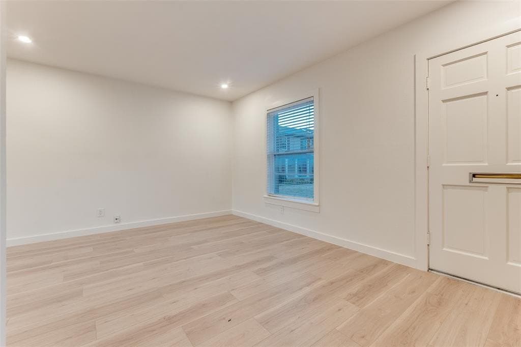 14.92 acres in Dallas County gallery image 4