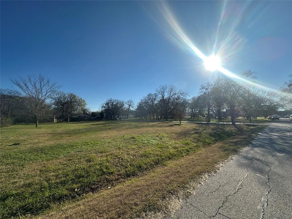 0.29 acres in Ellis County gallery image 2