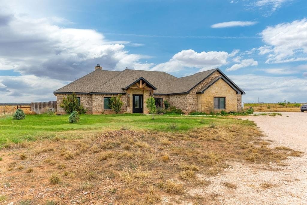 10 acres in Gaines County