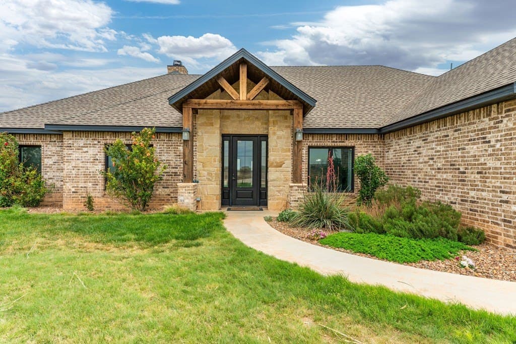 10 acres in Gaines County gallery image 4