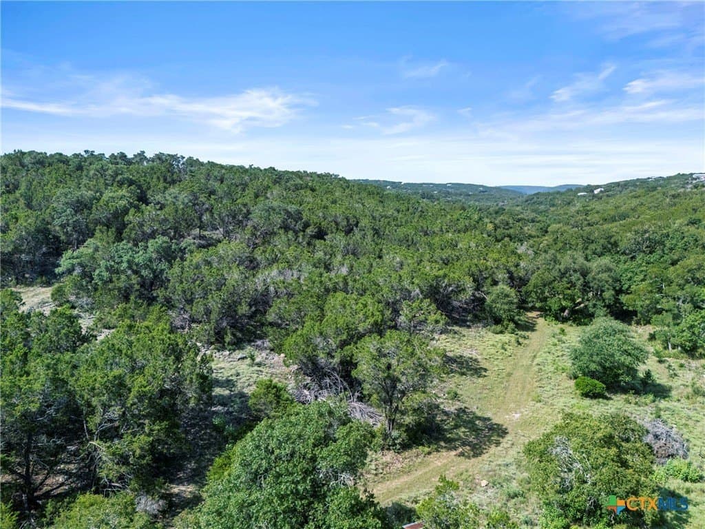 20 acres in Comal County - photo 20