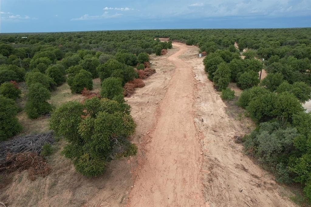 1.07 acres in Jones County gallery image 2