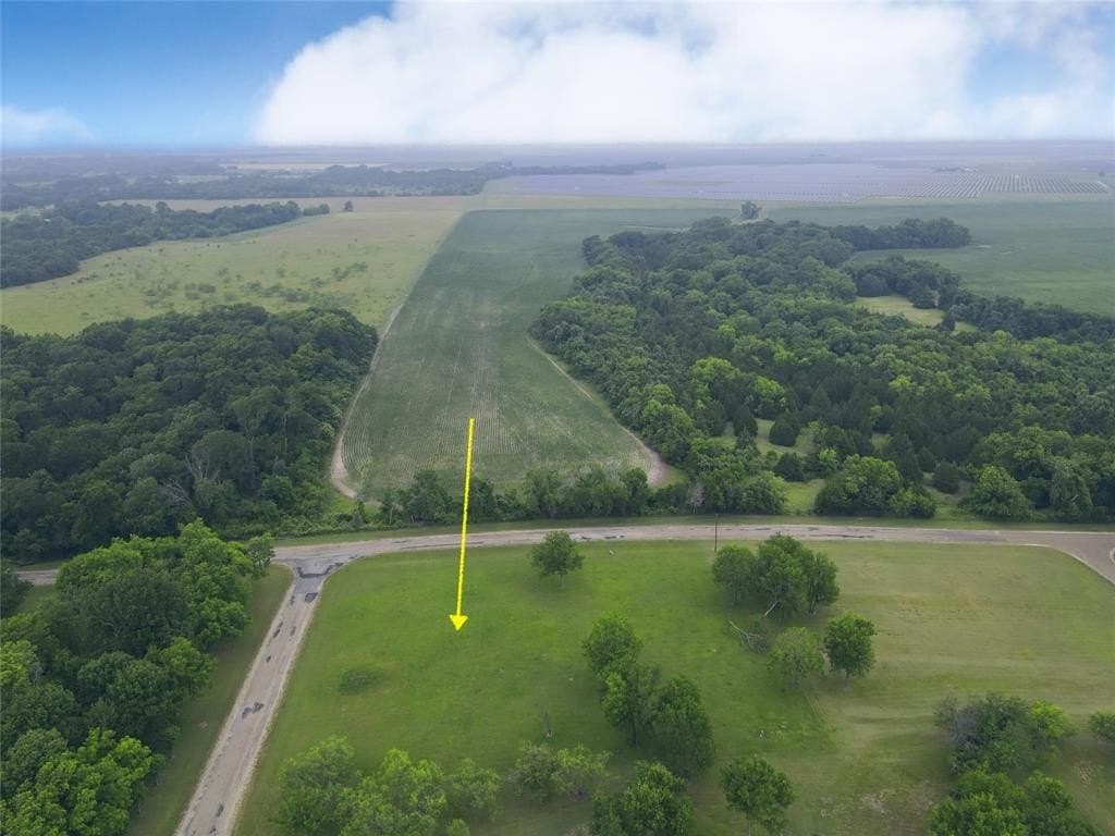 1.25 acres in Navarro County gallery image 3
