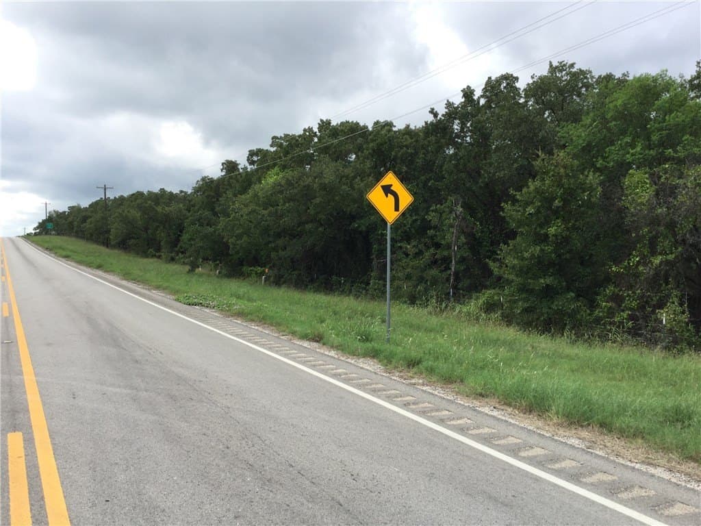6.02 acres in Wise County - photo 3