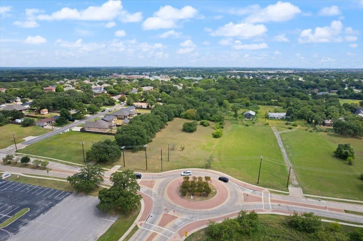2 acres in Tarrant County gallery image 3