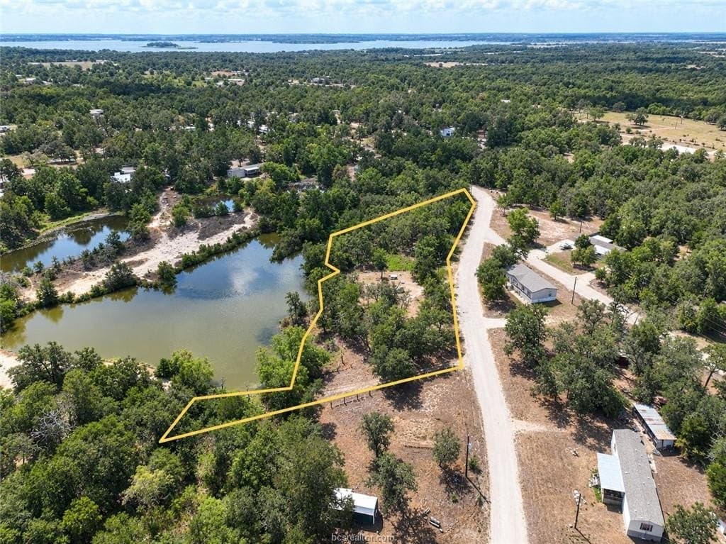 1.82 acres in Burleson County - photo 19