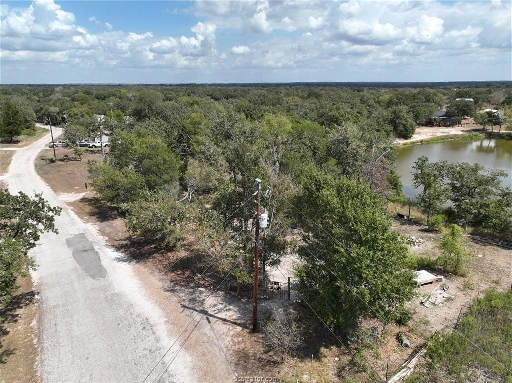 1.82 acres in Burleson County - photo 8