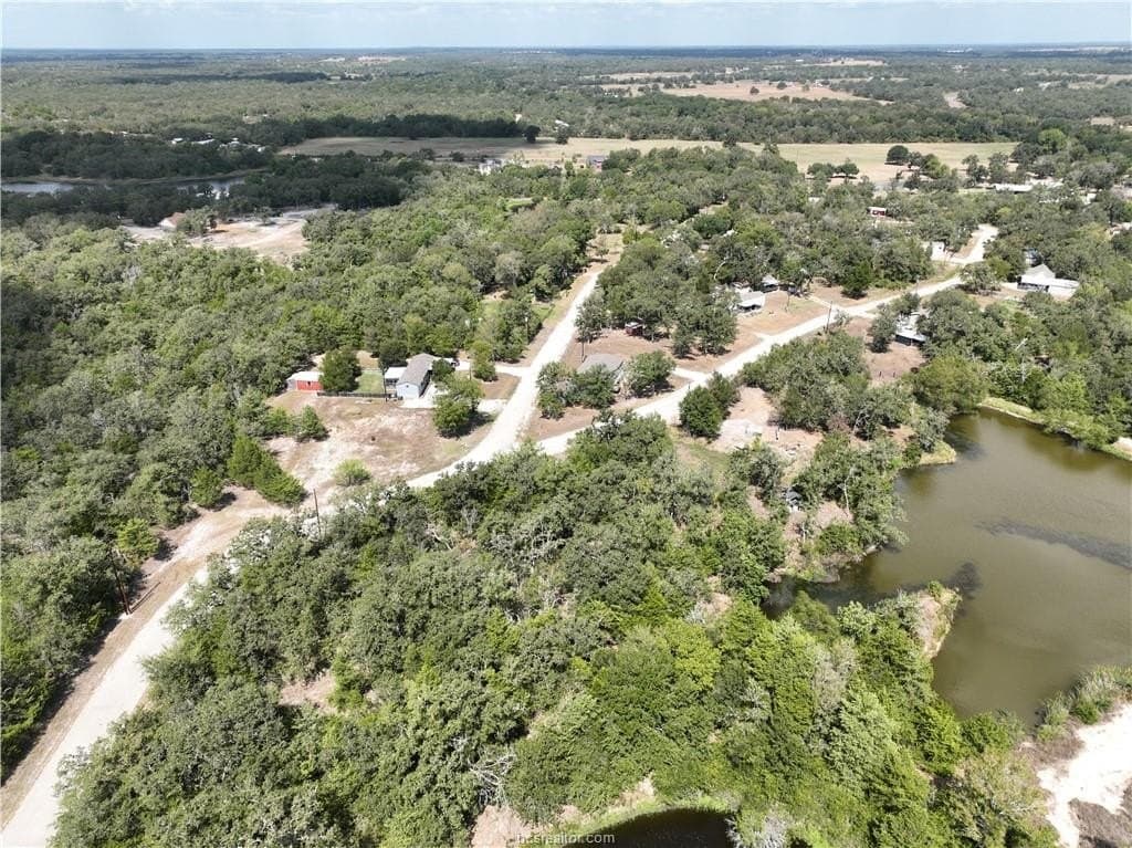 1.82 acres in Burleson County - photo 12