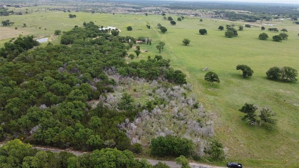 1.95 acres in Somervell County