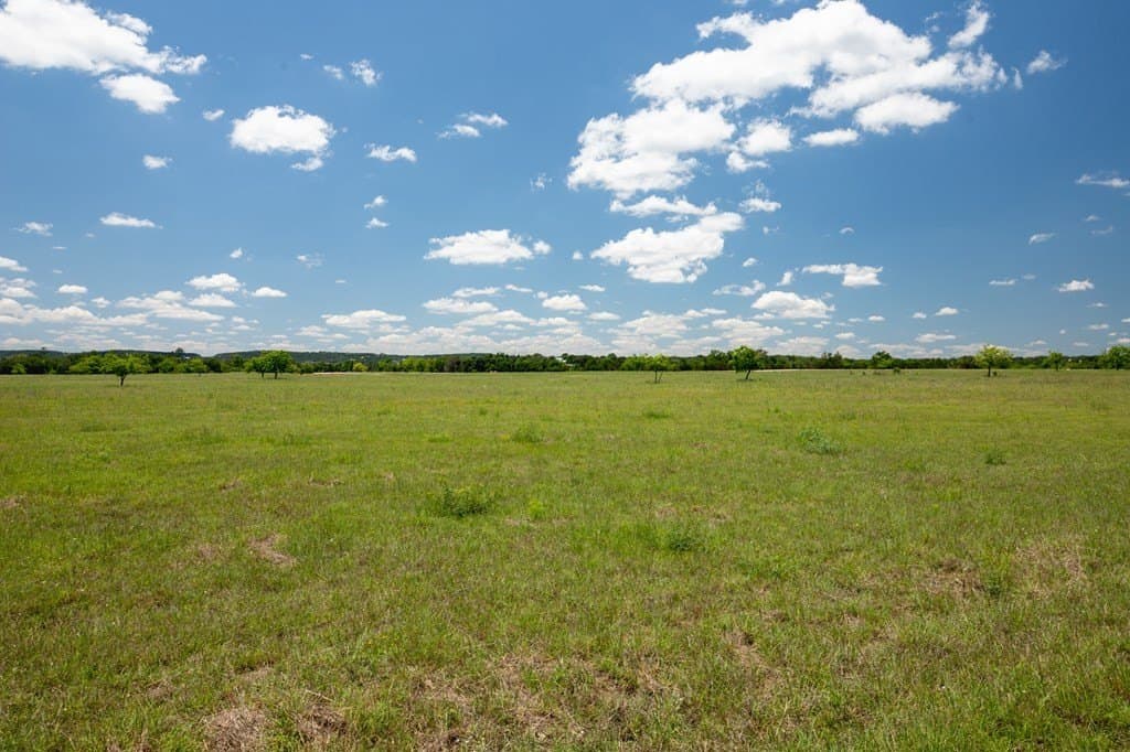 10.21 acres in Gillespie County - photo 5