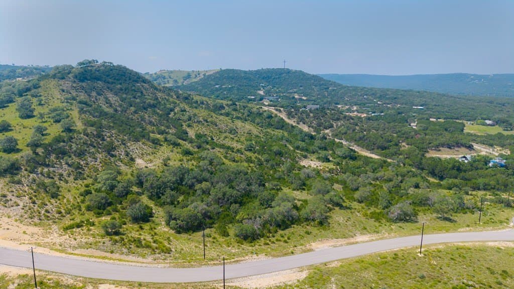 5 acres in Bandera County gallery image 4