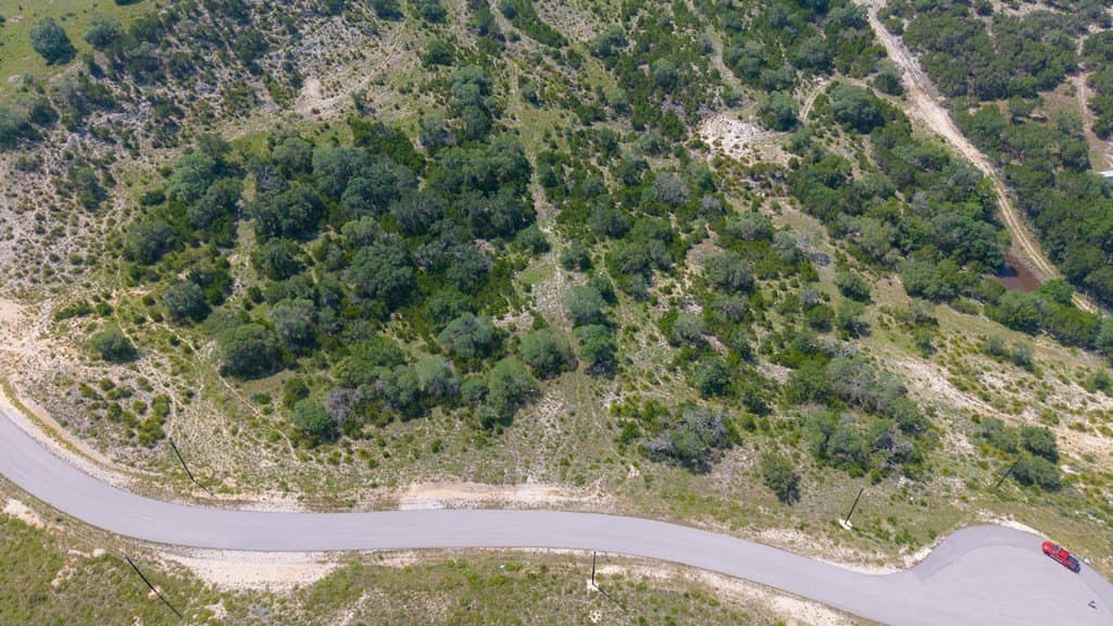 5 acres in Bandera County - photo 6