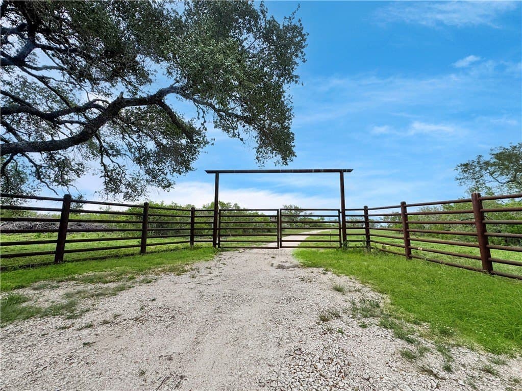 52.19 acres in Bee County - photo 31
