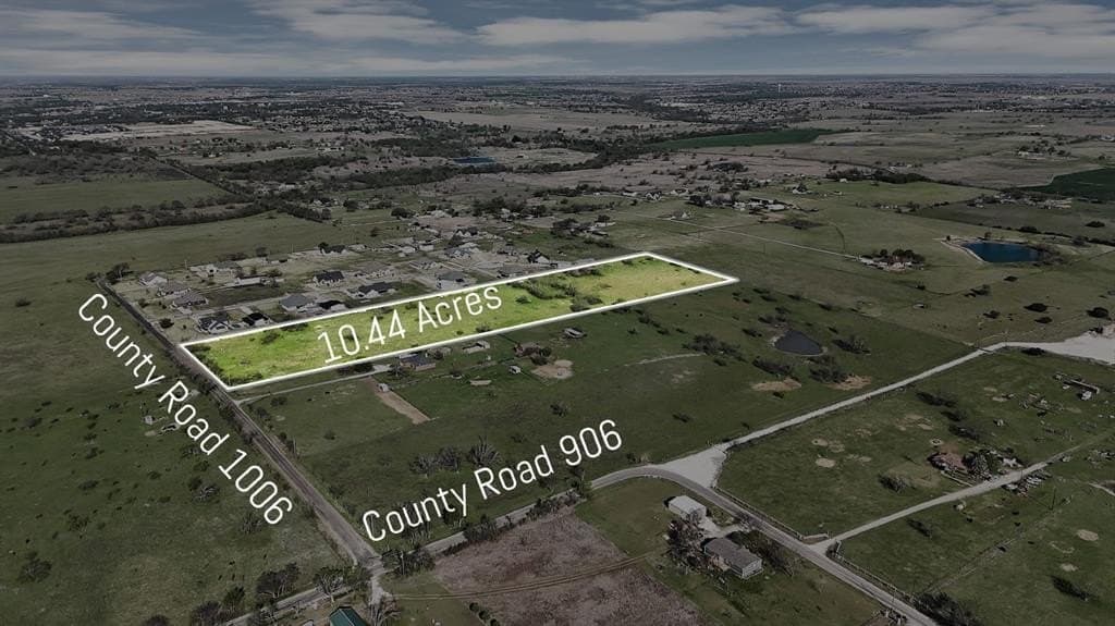 10.55 acres in Johnson County