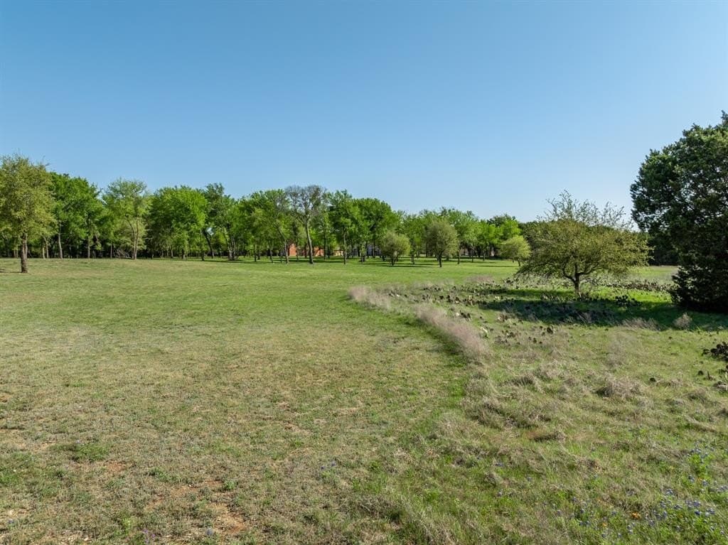 0.98 acres in Hill County gallery image 3