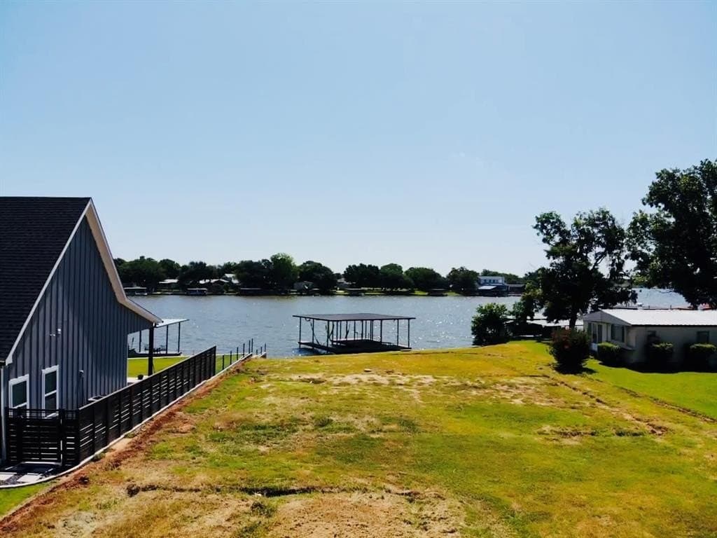 0.27 acres in Hood County gallery image 4