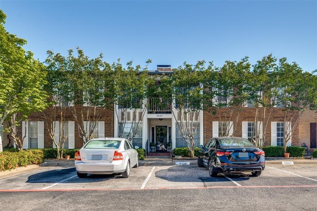 11.05 acres in Dallas County