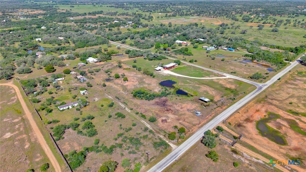3.66 acres in Victoria County - photo 7