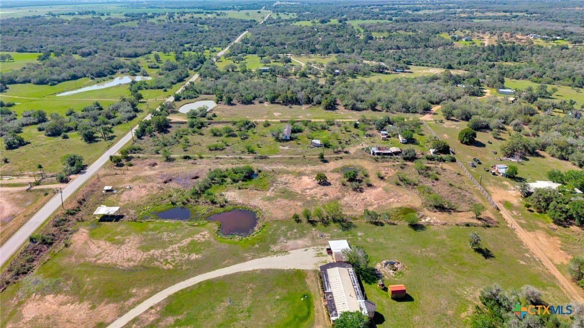 3.66 acres in Victoria County gallery image 4
