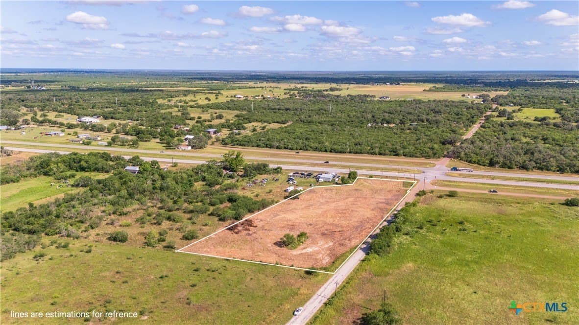 2.97 acres in Goliad County gallery image 2