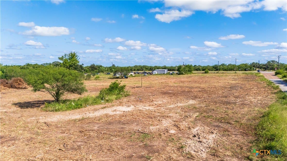 2.97 acres in Goliad County gallery image 4