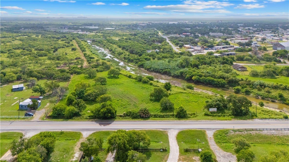4.78 acres in San Patricio County gallery image 2