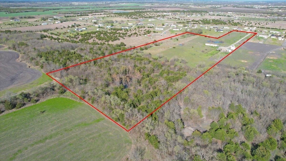 12.03 acres in Collin County gallery image 3