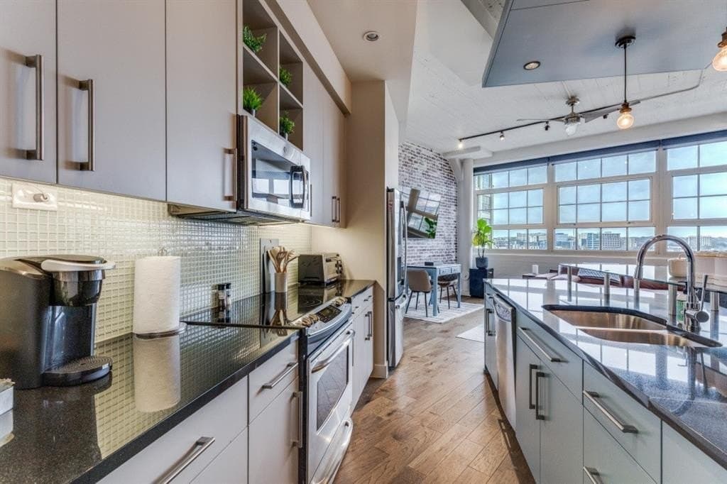 10.68 acres in Tarrant County featured view