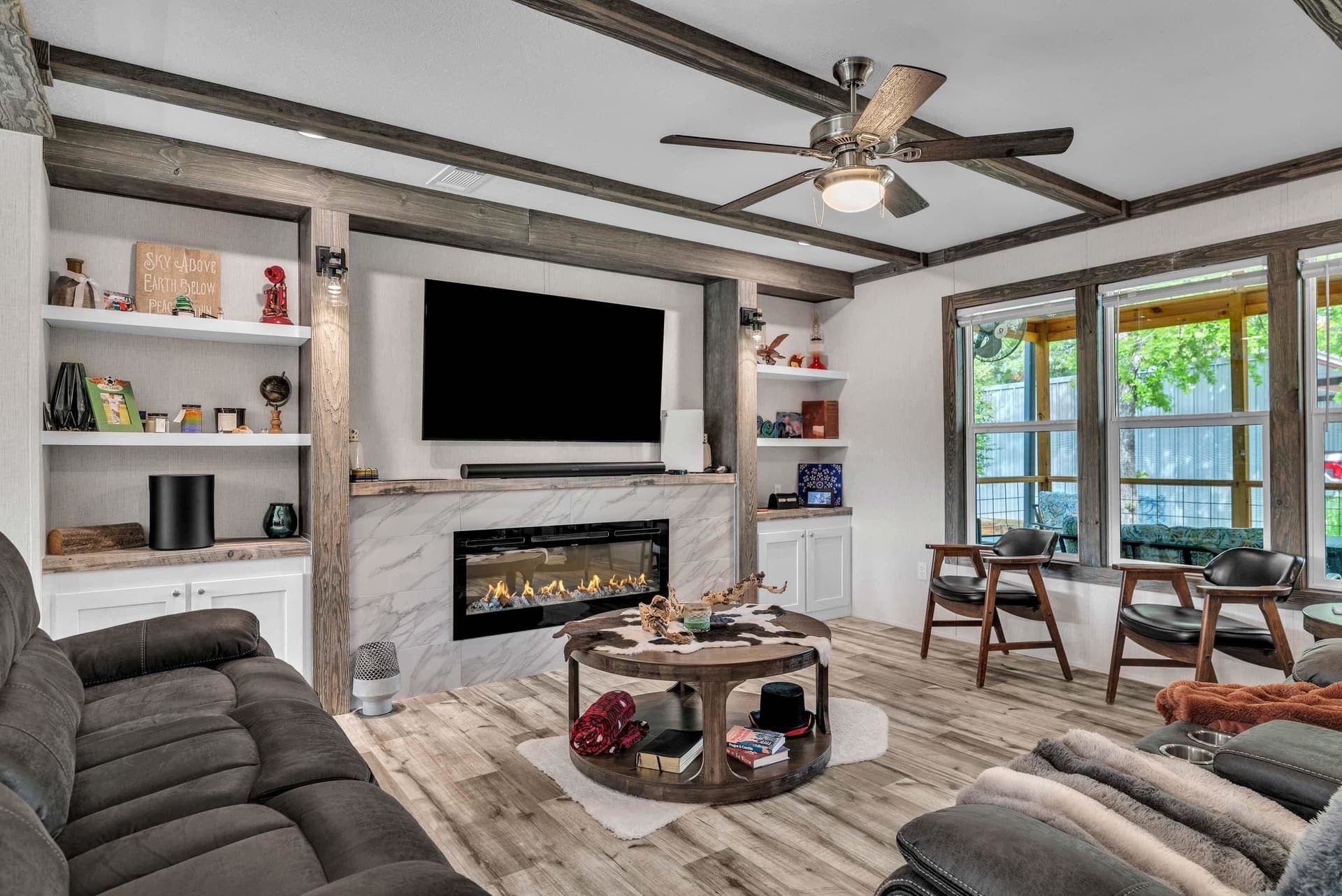 10 acres in Henderson County gallery image 3