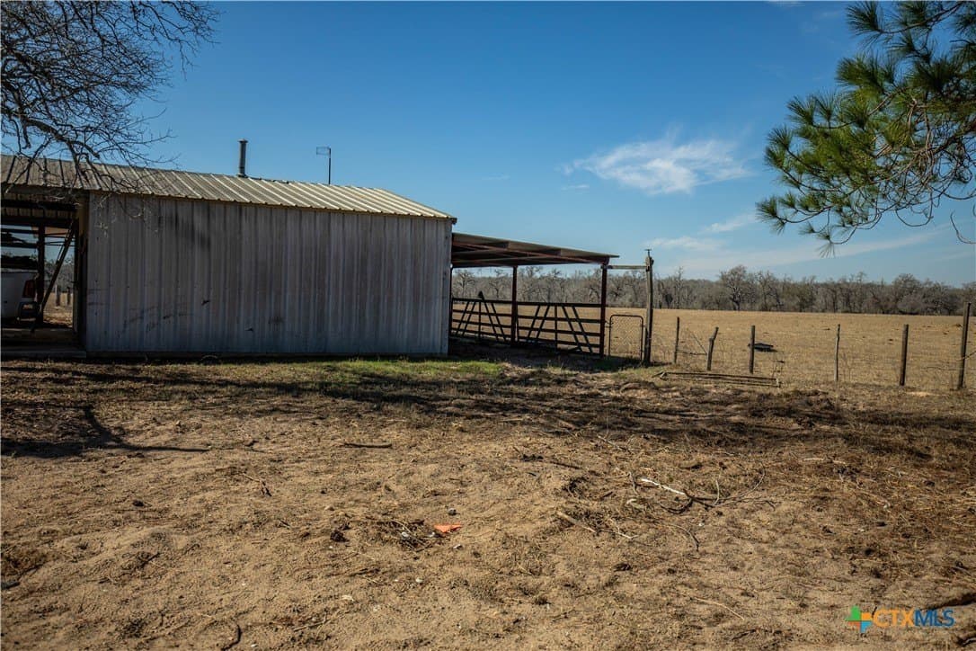 298 acres in Wilson County - photo 31