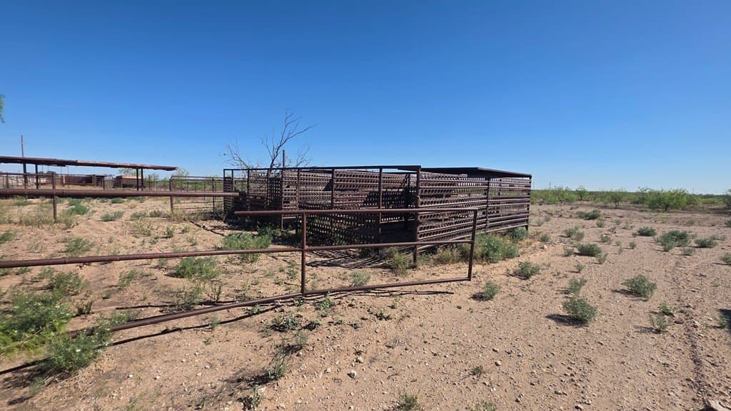 9 acres in Ector County - photo 27