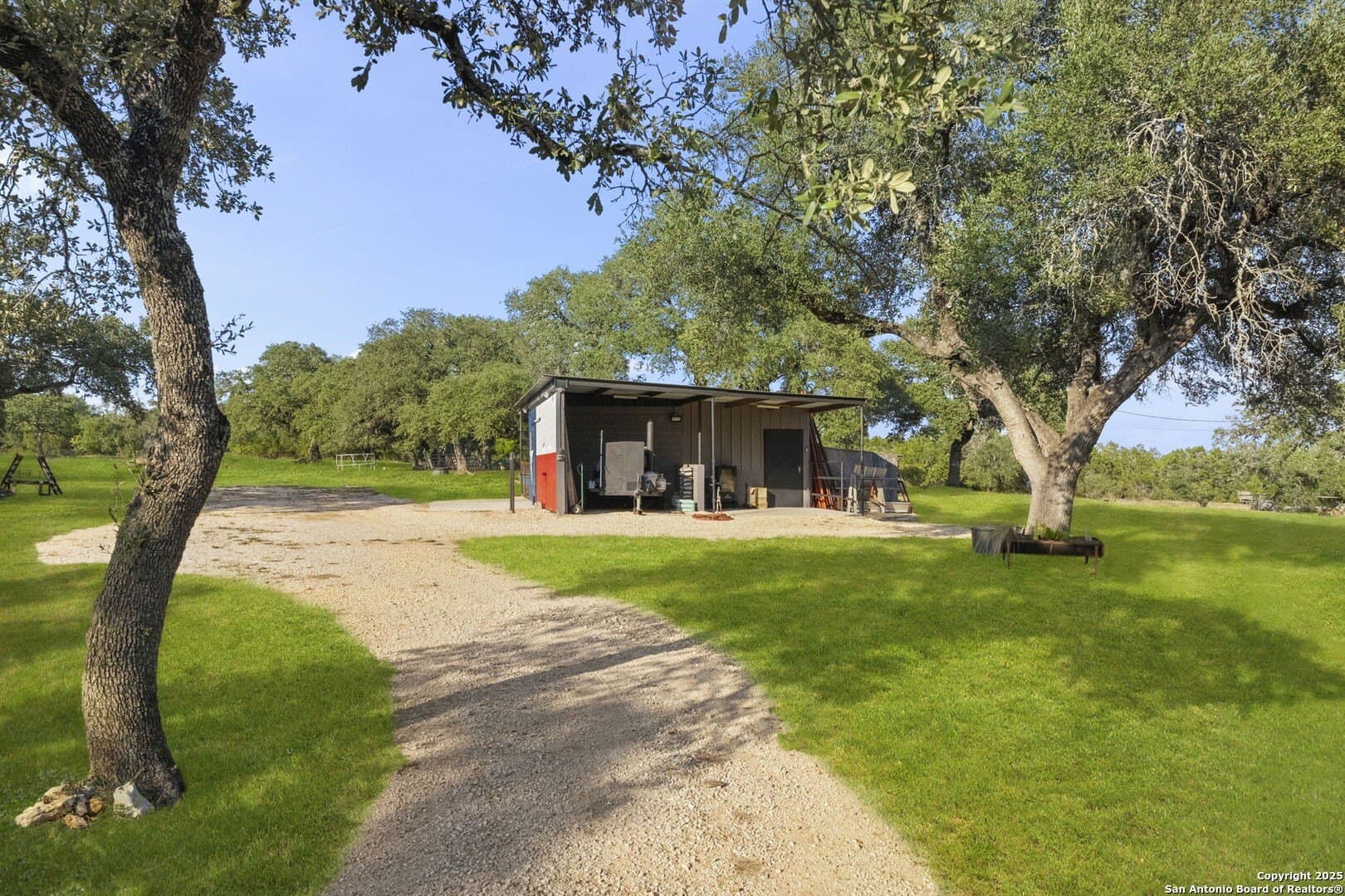 11 acres in Bexar County - photo 33