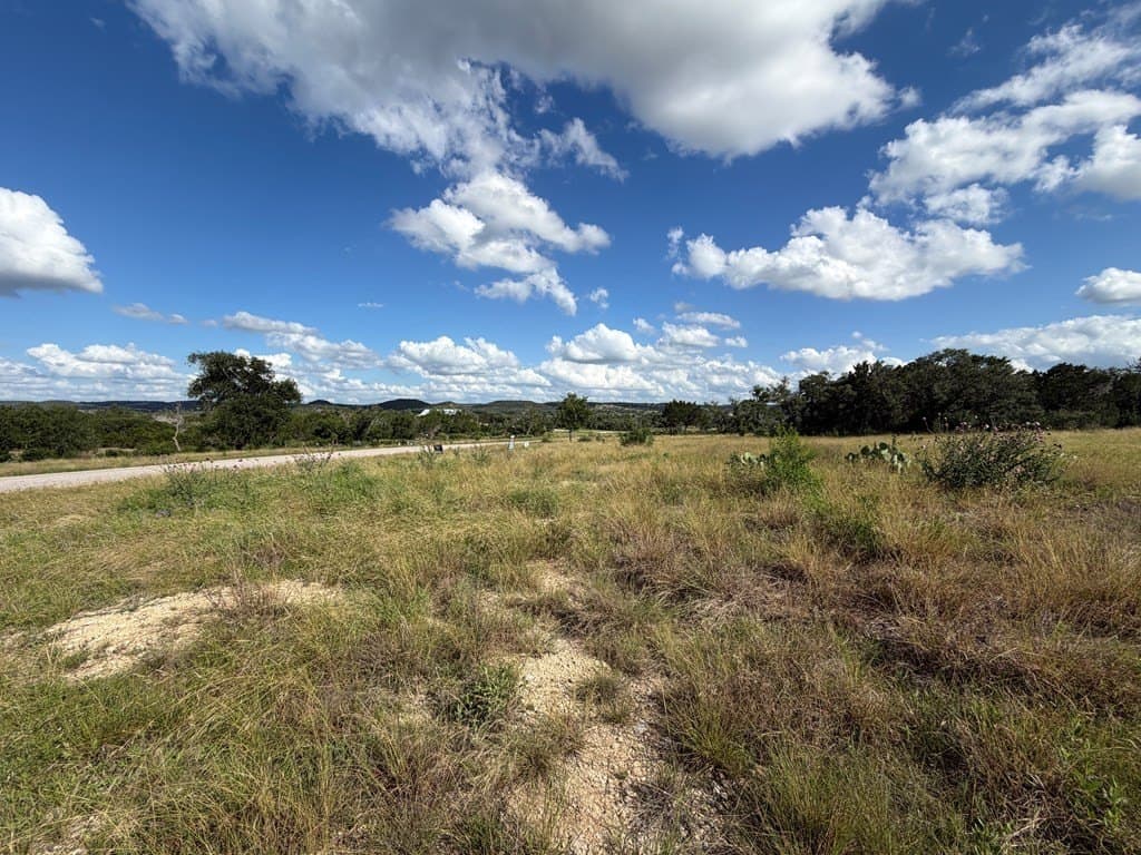 5.12 acres in Kerr County - photo 2