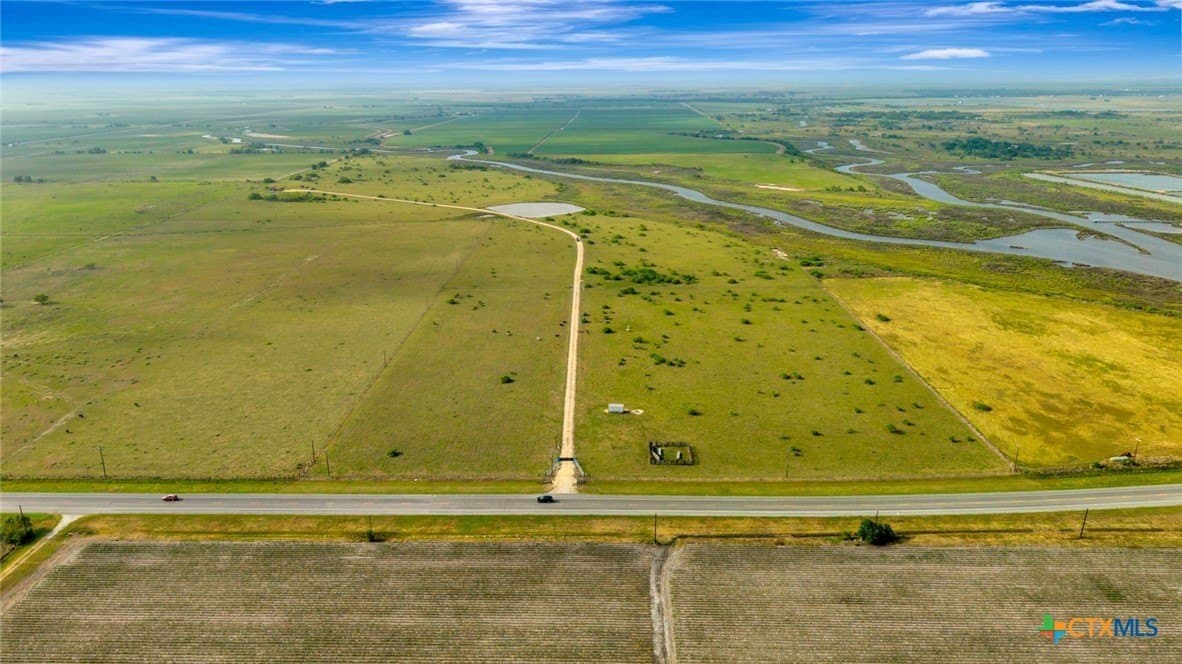 98.15 acres in Matagorda County gallery image 3