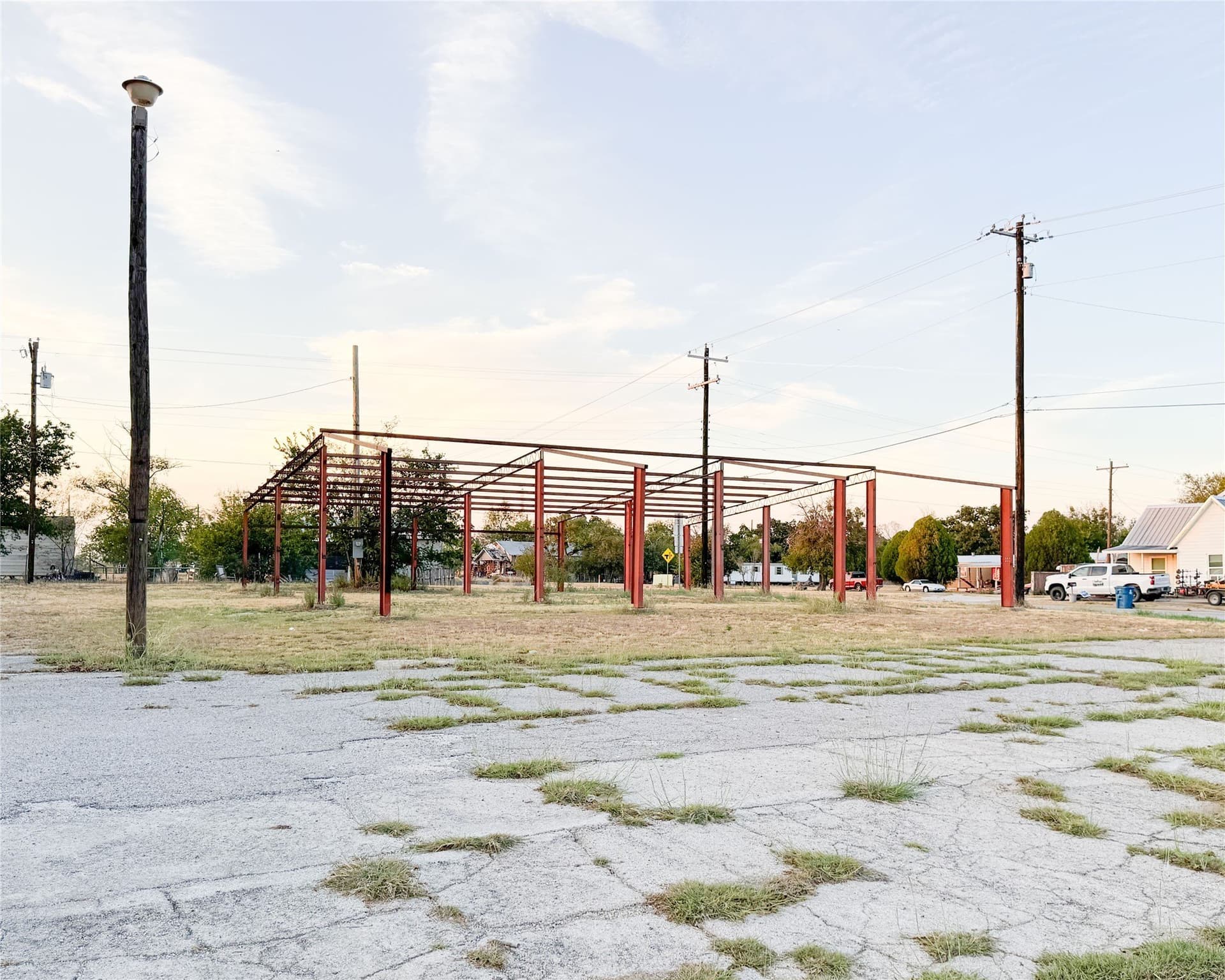0.28 acres in Eastland County - photo 9