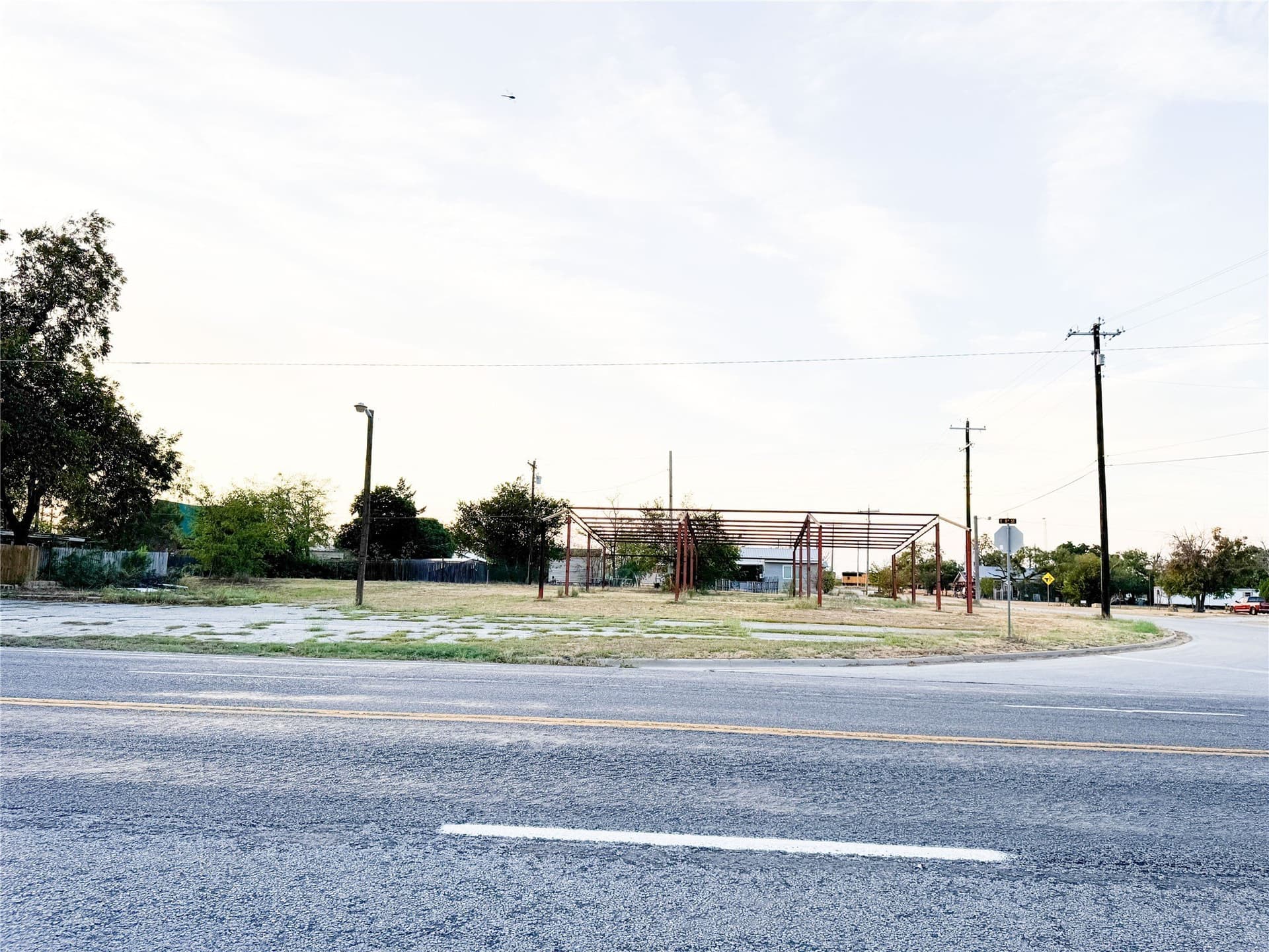 0.28 acres in Eastland County - photo 12