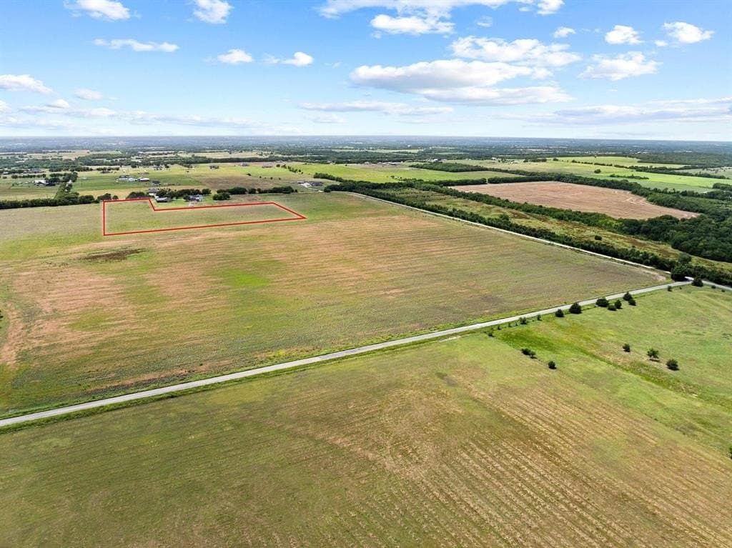 11 acres in Grayson County featured view