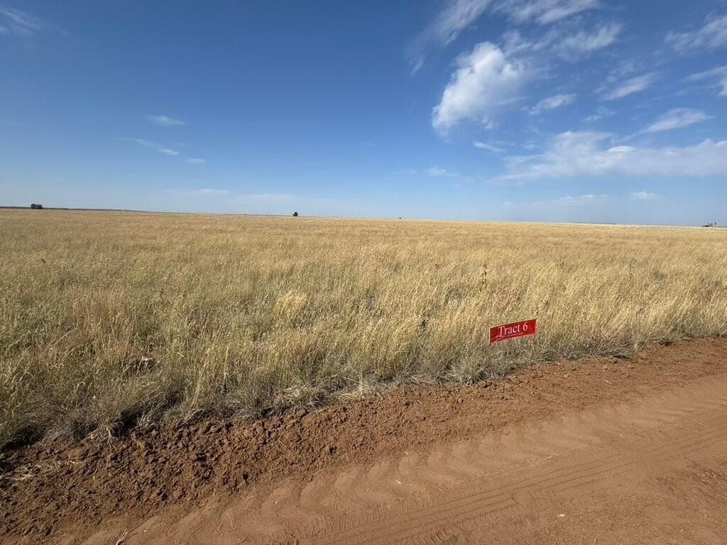 10.95 acres in Hartley County