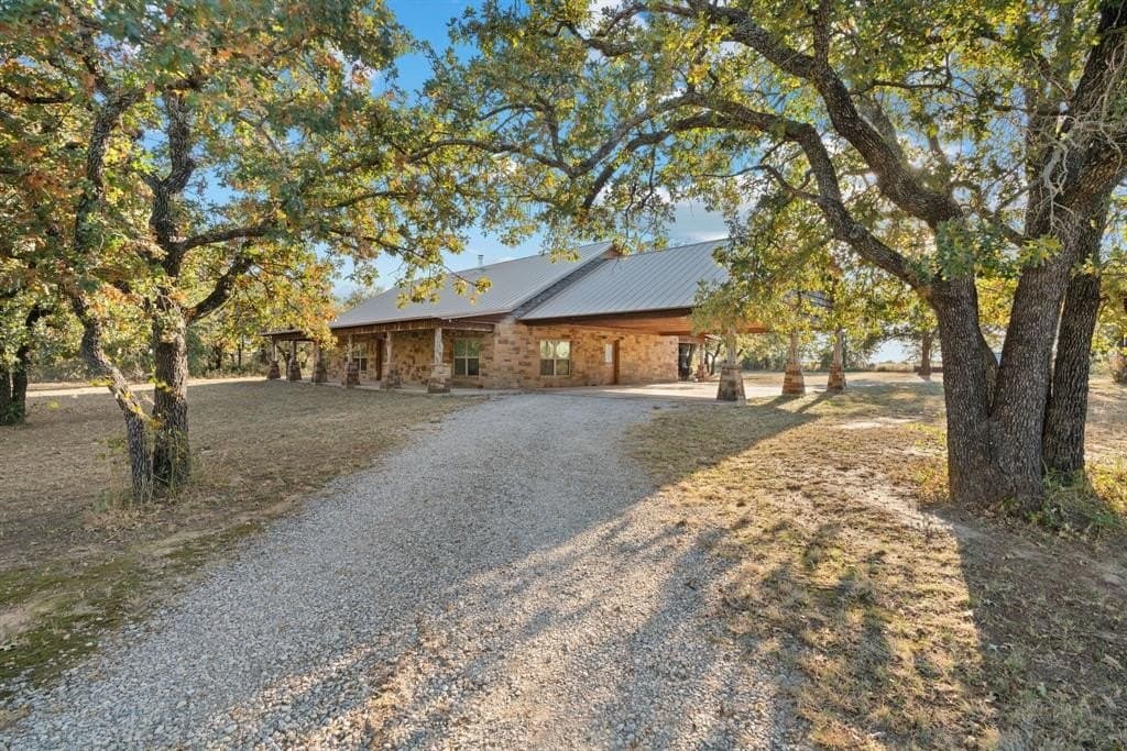 12.8 acres in Erath County gallery image 4