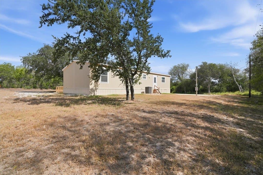 21,606 acres in Live Oak County - photo 31