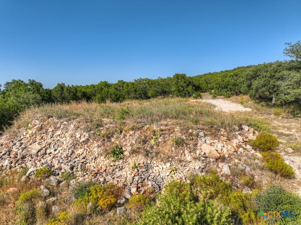1.14 acres in Comal County - photo 8