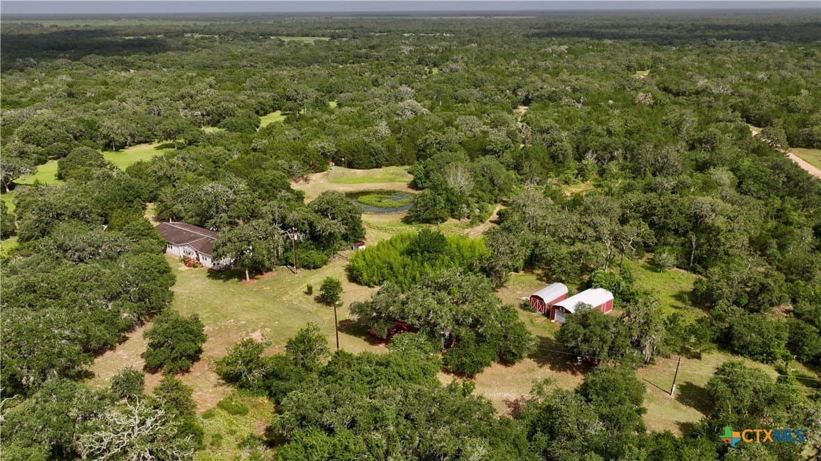 159.8 acres in Lavaca County