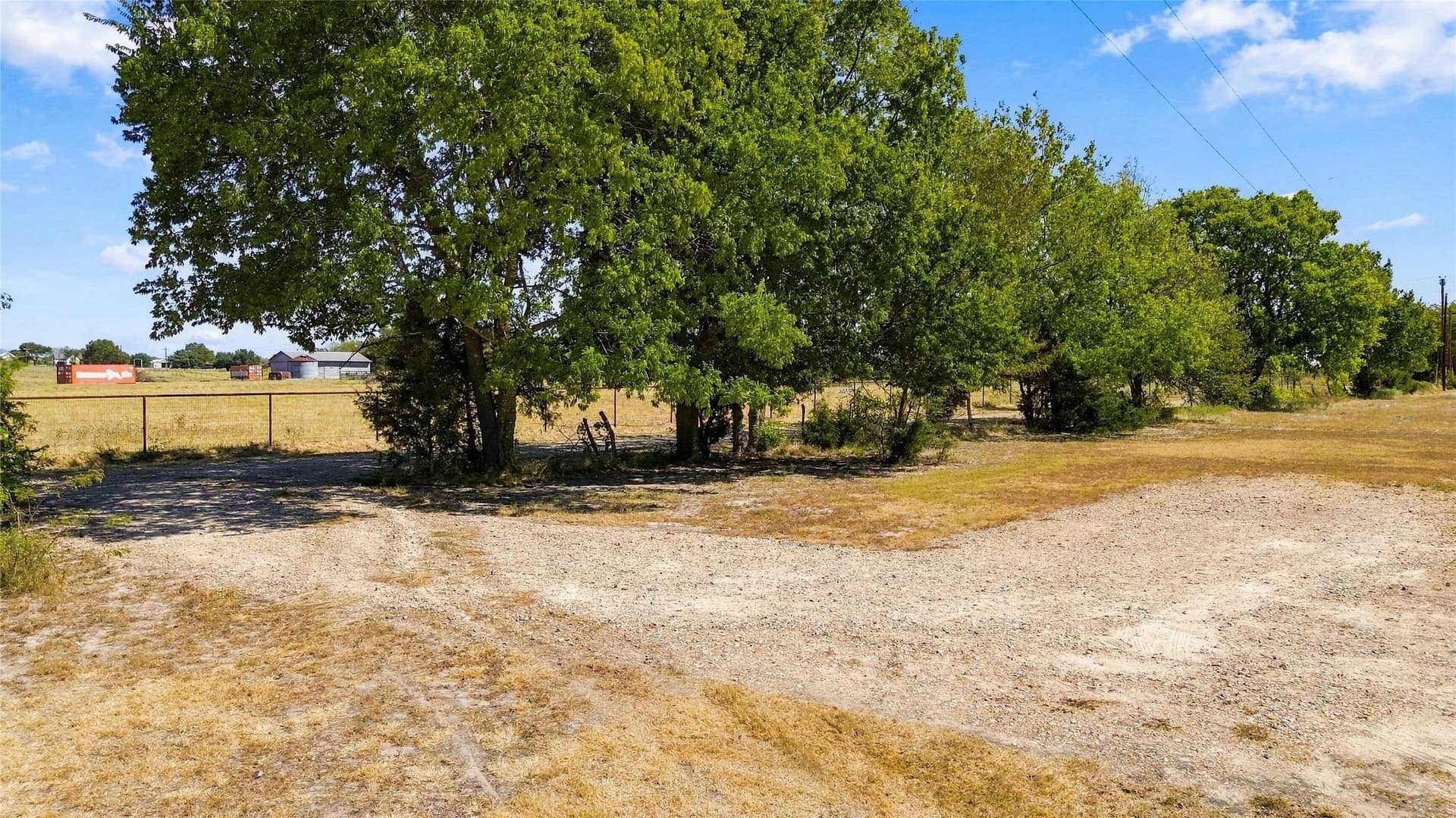 10 acres in Delta County - photo 4