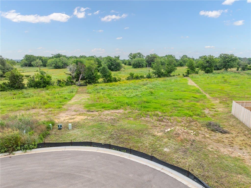 0.4 acres in McLennan County - photo 8