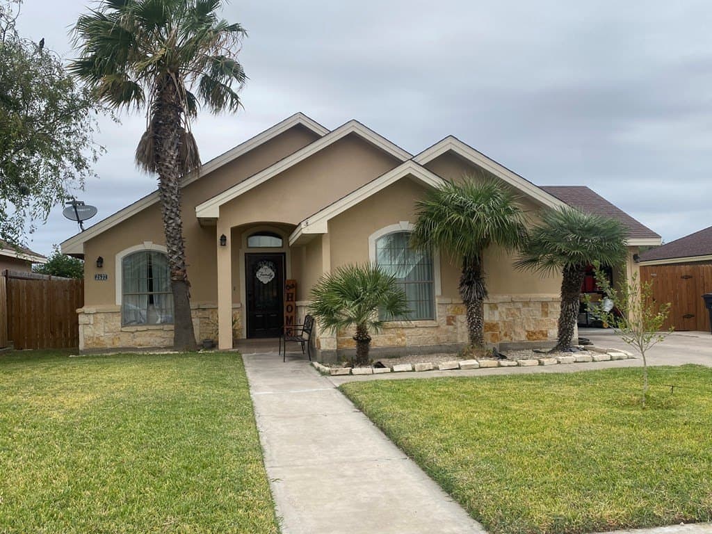 7,800 acres in Maverick County gallery image 2