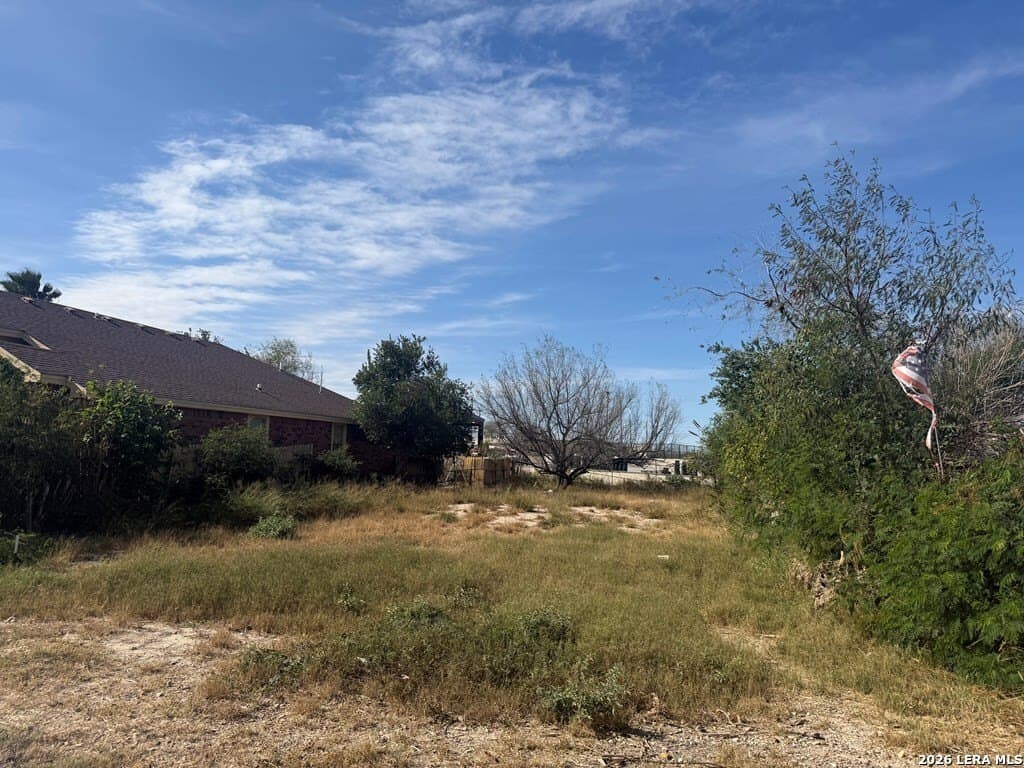 0.17 acres in Maverick County gallery image 2
