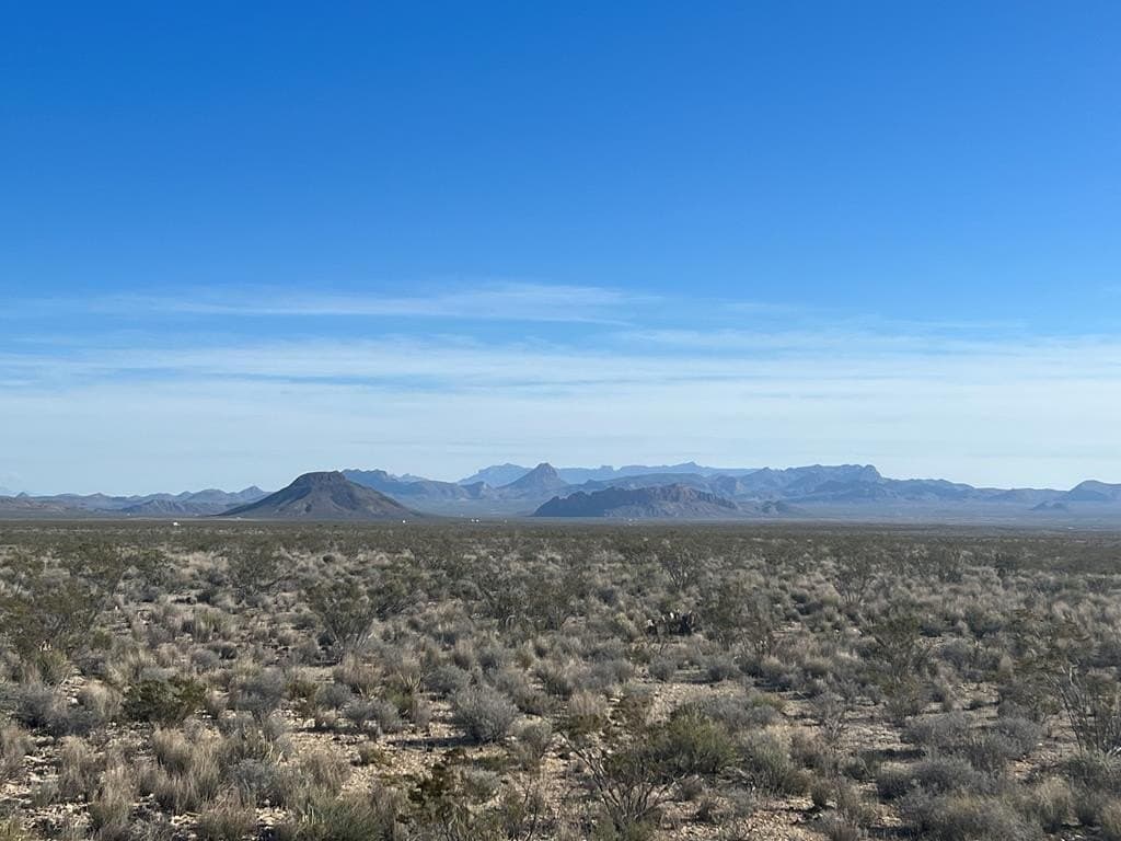 5 acres in Brewster County
